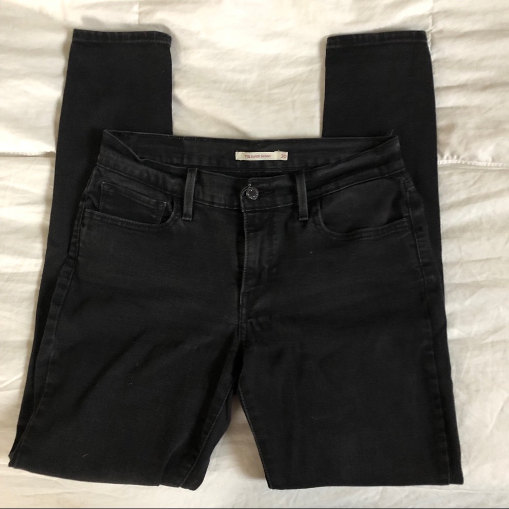 710 Levi jeans size 30